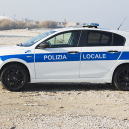 allestimento-esterno-medio-Polizia-Locale-barra-xpert sl-haztec--celiani-allestimento-veicoli