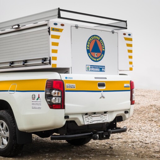 pick-up-polisoccorso-slitta-estraibile-modulo-scarrabile-celiani-allestimento-veicoli