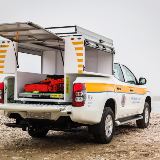 pick-up-polisoccorso-slitta-estraibile-modulo-scarrabile-celiani-allestimento-veicoli